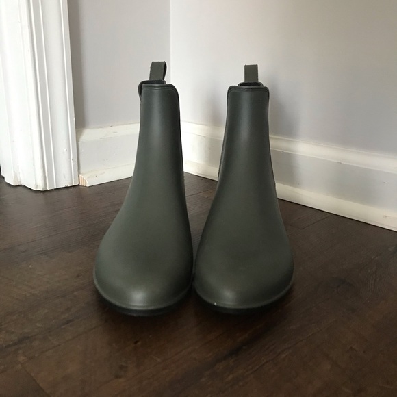 San Edelman Tinsley Short Rain Boot - Picture 2 of 5